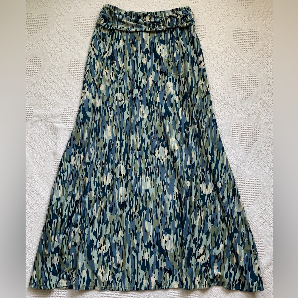 Robert Louis long maxi skirt camo faux belt boho